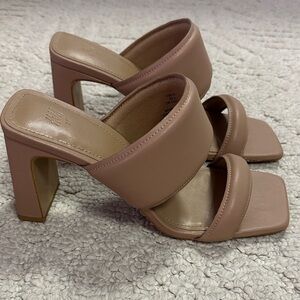 H&M Chic Tan Brown Women's Slide Heels